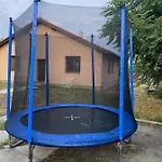 Dom Pri Kúpalisku Thermalpark Na Malotejedskej *