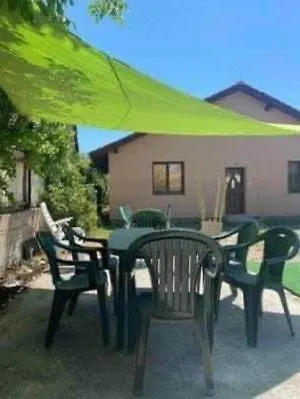 Ferienhaus Dom Pri Kupalisku Thermalpark Na Malotejedskej *