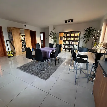 Casa de Férias Dom Pri Kupalisku Thermalpark Na Malotejedskej *