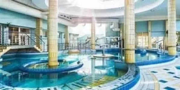 Dom Pri Kupalisku Thermalpark Na Malotejedskej Semesterbostad