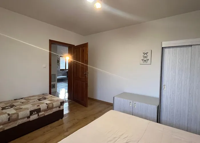 Semesterbostad Dom Pri Kupalisku Thermalpark Na Malotejedskej Dunajská Streda